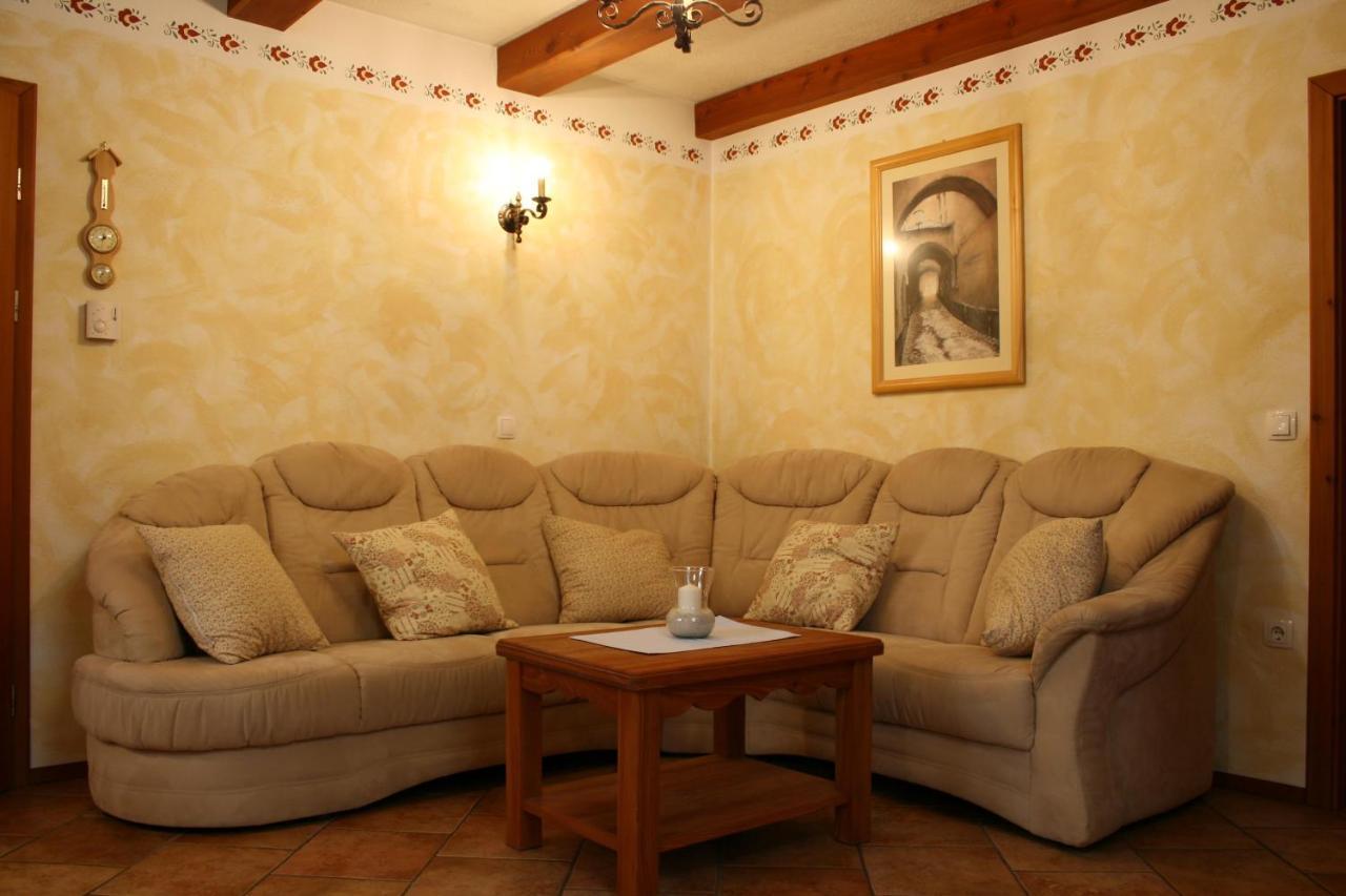 Apartment Pod Skalco جيسينيس المظهر الخارجي الصورة